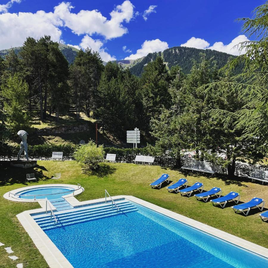 Alp Hotel La Masella Exteriör bild